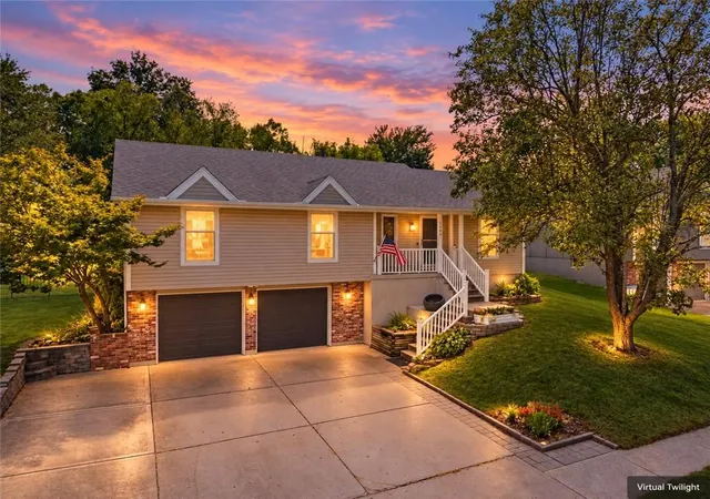 Photo 1 of Single family home for sale at 1206 Sw Eastman Ct, Blue Springs, MO 64015 | MLS# 2639778 | Listing updated on 2026-09-29