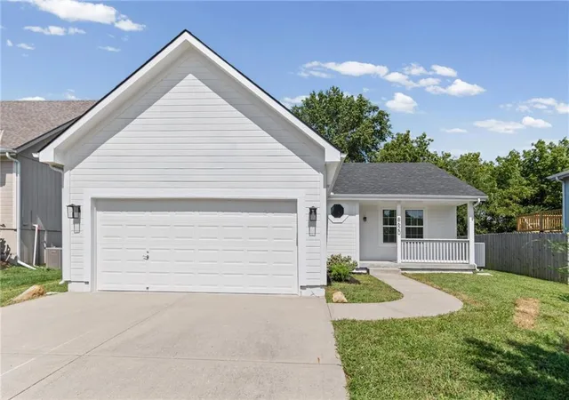 Photo 1 of Sale Pending at 8620 Ne 116th Street, Kansas City, MO 64157 | MLS# 2639780 | Listing updated on 2026-09-07