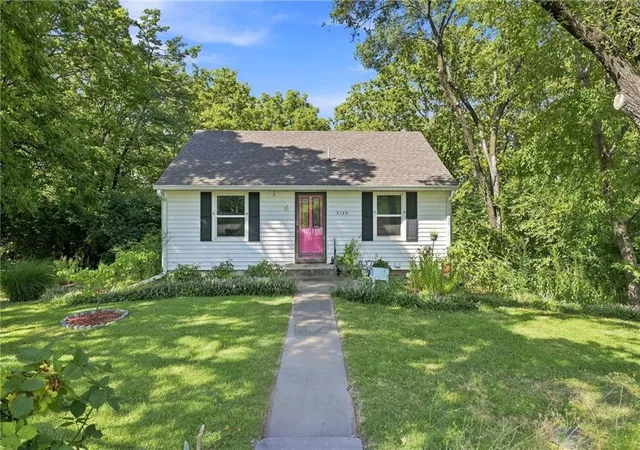 Photo 1 of Sale Pending at 2134 Bristow St, Kansas City, KS 66103 | MLS# 2639806 | Listing updated on 2026-09-08