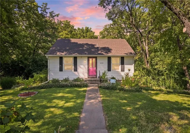 Photo 2 of Sale Pending at 2134 Bristow St, Kansas City, KS 66103 | MLS# 2639806 | Listing updated on 2026-09-08