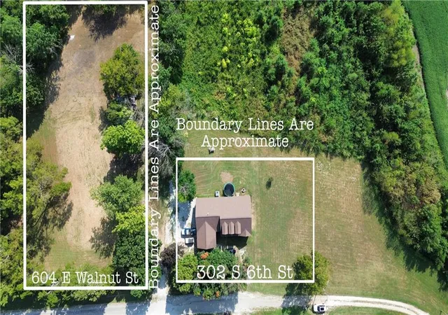 10th image of 604 E Walnut St, Blue Mound, KS 66010 | MLS# 2639813
