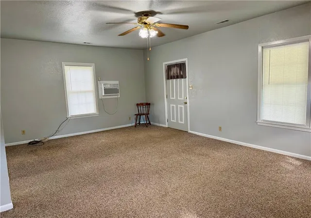 Photo 2 of Single family home for sale at 1506 6th Avenue, Saint Joseph, MO 64505 | MLS# 2639824 | Listing updated on 2026-09-02