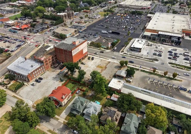 Photo 4 of Land for sale at 3260 Main St, Kansas City, MO 64111 | MLS# 2639832 | Listing updated on 2026-09-17