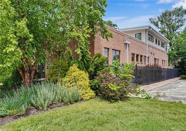 Photo 1 of Single family home for sale at 832 Ohio St, Lawrence, KS 66044 | MLS# 2639836 | Listing updated on 2026-09-04