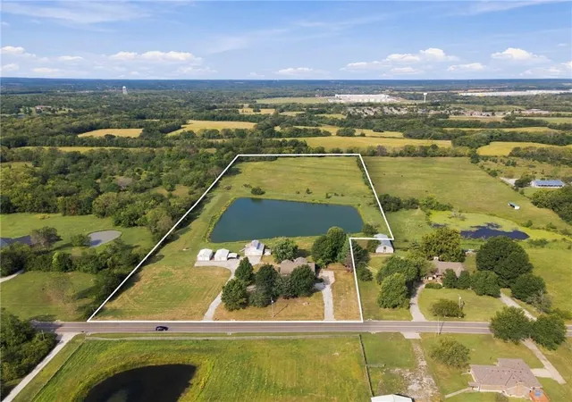 Photo 4 of Single family home for sale at 19718 S School Rd, Raymore, MO 64083 | MLS# 2639860 | Listing updated on 2026-09-18