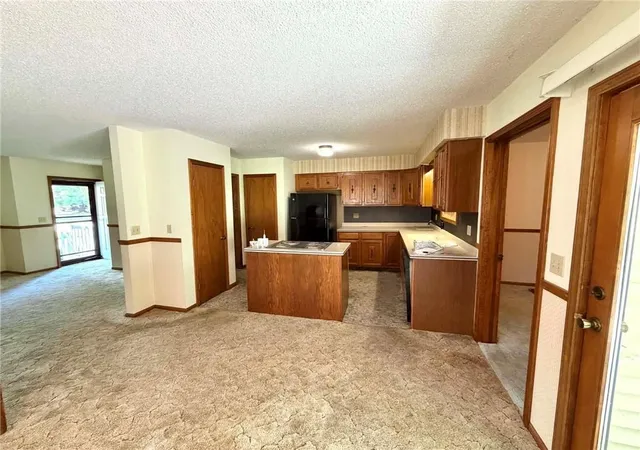Photo 4 of Single family home for sale at 627 W Edwards St, Maryville, MO 64468 | MLS# 2639876 | Listing updated on 2026-09-02