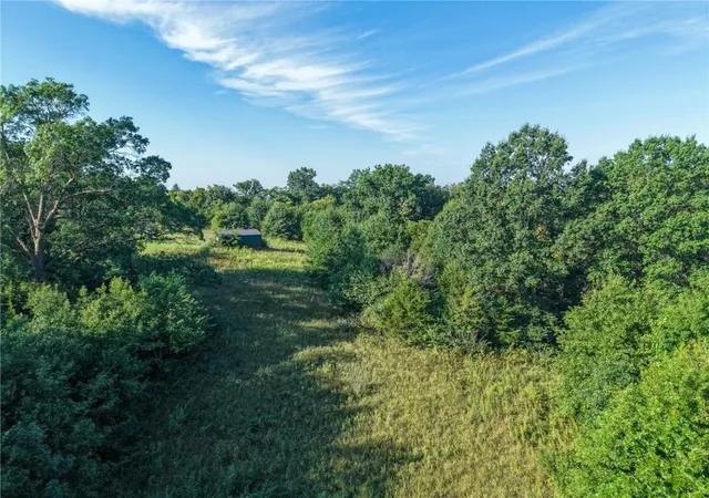 Photo 4 of Sale Pending at Southwest 52nd Ave, Trenton, MO 64683 | MLS# 2639886 | Listing updated on 2026-09-03