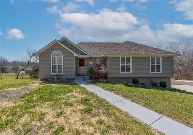 Photo 1 of Sale Pending at 1208 Jennies Dr, Warrensburg, MO 64093 | MLS# 2639893 | Listing updated on 2026-09-04