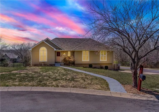 Photo 3 of Sale Pending at 1208 Jennies Dr, Warrensburg, MO 64093 | MLS# 2639893 | Listing updated on 2026-09-04