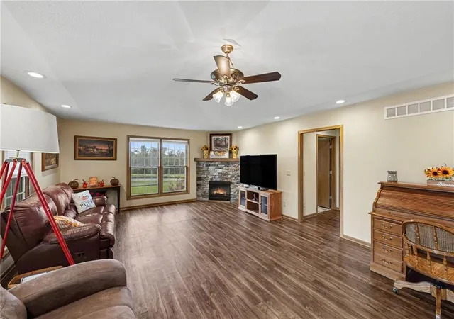 Photo 3 of Single family home for sale at 10950 SE East Hwy, Agency, MO 64401 | MLS# 2639894 | Listing updated on 2026-10-07