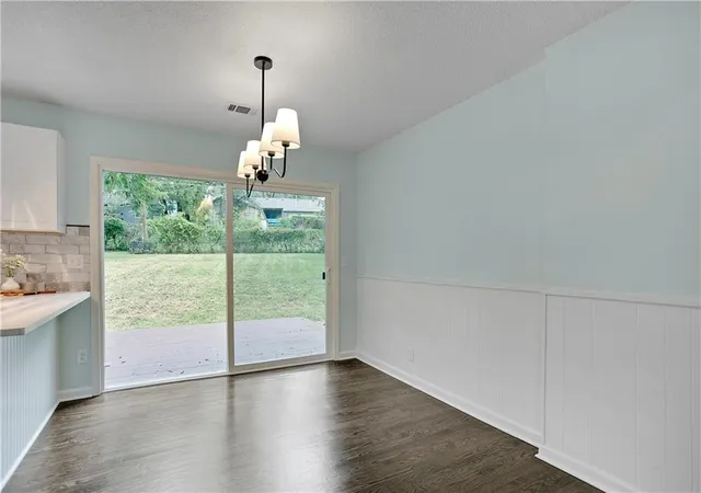 Photo 4 of Single family home for sale at 705 N 81st Terrace, Kansas City, KS 66112 | MLS# 2639896 | Listing updated on 2026-09-13