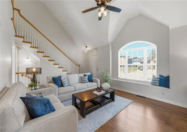 Photo 1 of Single family home for sale at 4405 Sw Flintrock Dr, Lees Summit, MO 64082 | MLS# 2639898 | Listing updated on 2026-10-09