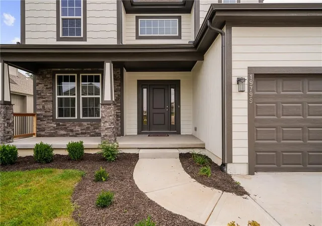 Photo 3 of Single family home for sale at 19799 W 114th Place, Olathe, KS 66061 | MLS# 2639903 | Listing updated on 2026-10-22