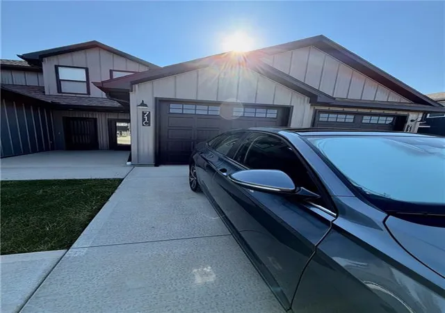Photo 1 of Sale Pending at 71 Se C 351 Rd, Warrensburg, MO 64093 | MLS# 2639920 | Listing updated on 2026-09-03