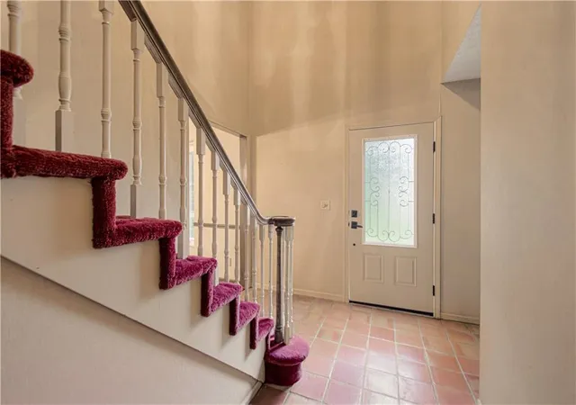 Photo 3 of Sale Pending at 11900 Glen Arbor Ter, Kansas City, MO 64145 | MLS# 2639931 | Listing updated on 2026-10-03