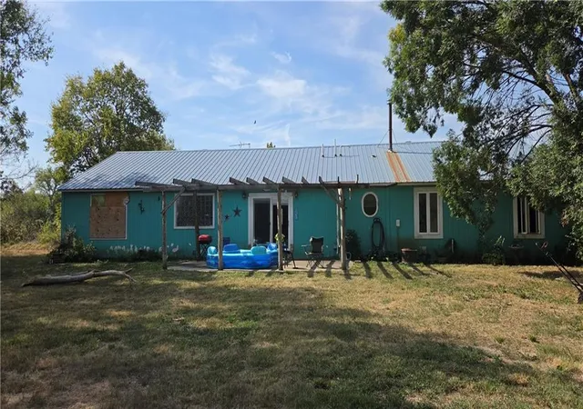 Photo 3 of Sale Pending at 34525 W 407th Street, Parker, KS 66072 | MLS# 2639942 | Listing updated on 2026-09-23