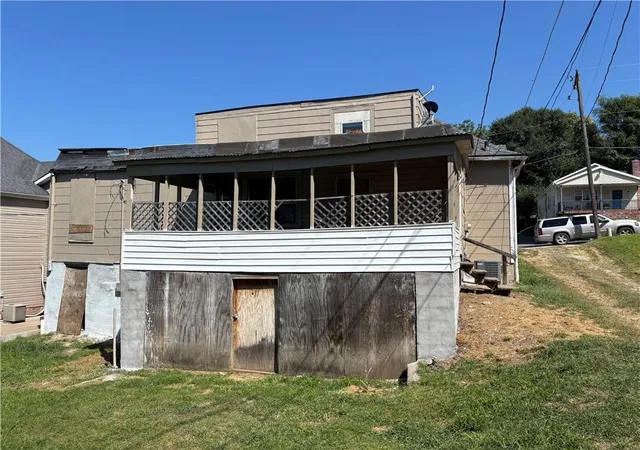 Photo 3 of Single family home for sale at 5106 Barbara St, Saint Joseph, MO 64504 | MLS# 2639950 | Listing updated on 2026-10-08