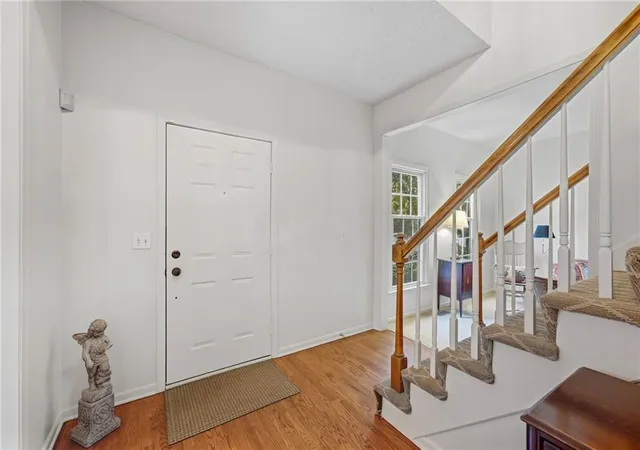 Photo 3 of Sale Pending at 9601 W 129 Street, Overland Park, KS 66213 | MLS# 2639956 | Listing updated on 2026-10-01