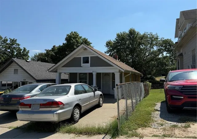 Photo 2 of Single family home for sale at 6621 E 12th Terrace, Kansas City, MO 64126 | MLS# 2639960 | Listing updated on 2026-09-03