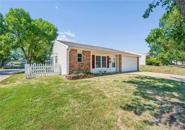 Photo 3 of Single family home for sale at 7841 Freeman Ave, Kansas City, KS 66112 | MLS# 2639963 | Listing updated on 2026-09-03