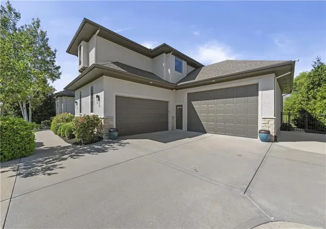 Photo 3 of Mansion for sale at 16408 Rosehill St, Overland Park, KS 66221 | MLS# 2639964 | Listing updated on 2026-10-08
