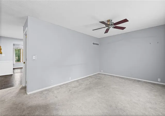 Photo 3 of Single family home for sale at 812 NE 113th Street, Kansas City, MO 64155 | MLS# 2639984 | Listing updated on 2026-10-20