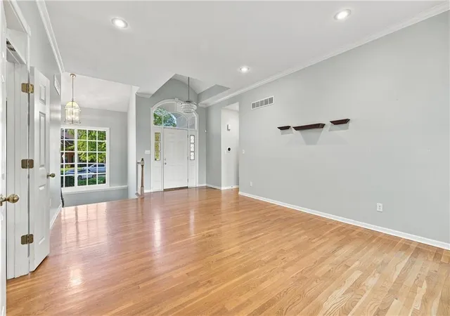Photo 3 of Single family home for sale at 1403 NE Glenfield Ct, Blue Springs, MO 64014 | MLS# 2639988 | Listing updated on 2026-10-05