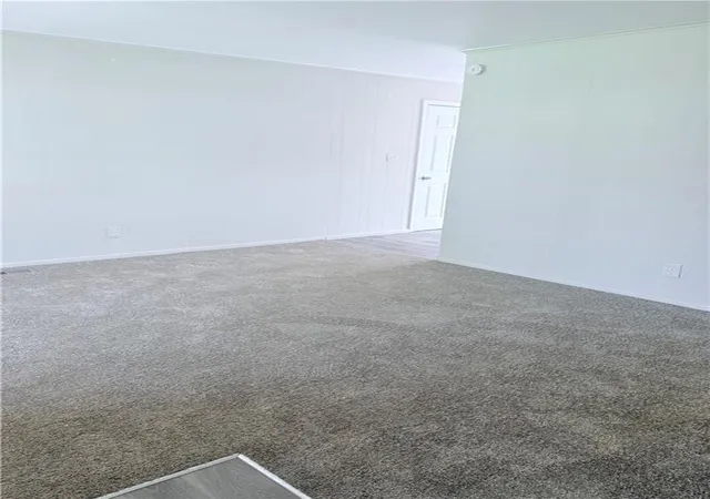 Photo 3 of Single family home for sale at 3303 Sioux Ln, Saint Joseph, MO 64503 | MLS# 2640019 | Listing updated on 2026-09-02