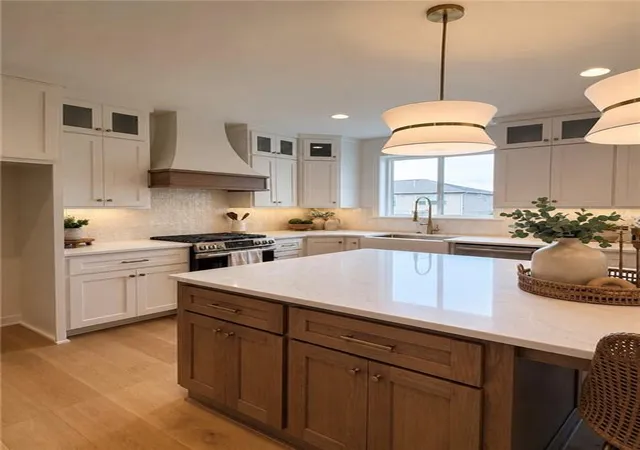 Photo 3 of Single family home for sale at 12695 Nw Bittersweet Dr, Platte City, MO 64079 | MLS# 2640029 | Listing updated on 2026-09-27