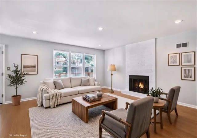 Photo 4 of Single family home for sale at 7937 Pennsylvania Ave, Kansas City, MO 64114 | MLS# 2640033 | Listing updated on 2026-09-05