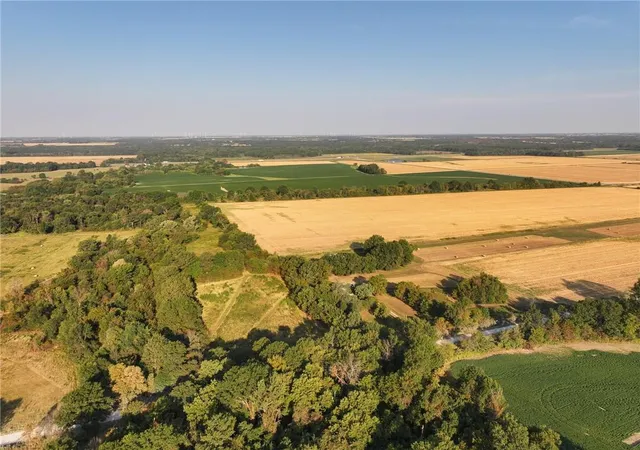 Photo 3 of Sale Pending at 741 SE 10th Lane, Jasper, MO 64755 | MLS# 2640063 | Listing updated on 2026-09-24