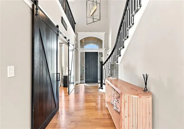 Photo 4 of Single family home for sale at 13559 Ter Park Dr, Kansas City, MO 64152 | MLS# 2640065 | Listing updated on 2026-10-19