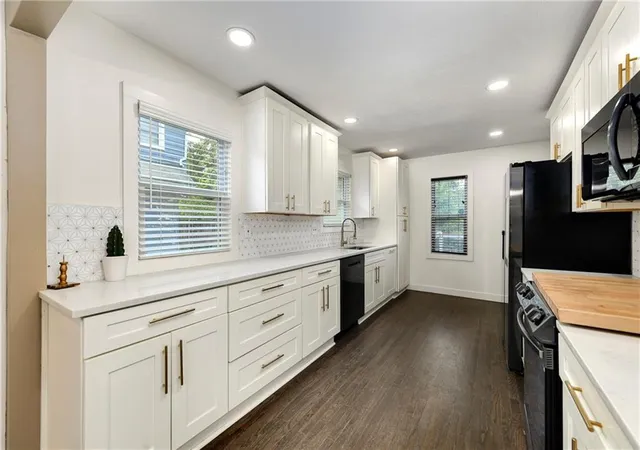 Photo 2 of Single family home for sale at 1462 E 78th Street, Kansas City, MO 64131 | MLS# 2640070 | Listing updated on 2026-09-06