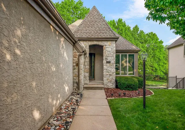 Photo 2 of Single family home for sale at 12805 Cedar St, Leawood, KS 66209 | MLS# 2640083 | Listing updated on 2026-10-01