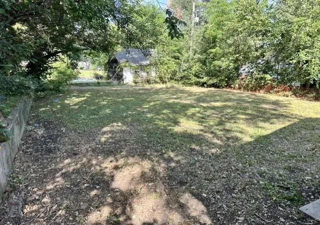Photo 3 of Single family home for sale at 118 S Barbee St, Fort Scott, KS 66701 | MLS# 2640090 | Listing updated on 2026-09-03