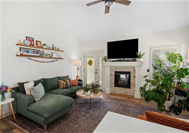 Photo 3 of Sale Pending at 701 N Rockwell Ave, Independence, MO 64056 | MLS# 2640105 | Listing updated on 2026-09-04