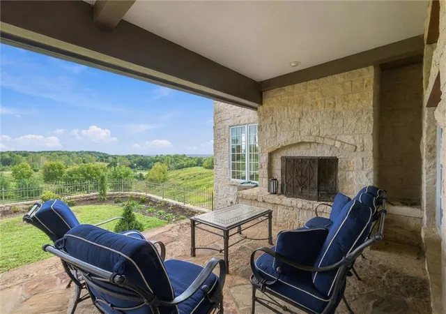 Photo 4 of Single family home for sale at 22350 Grass Pad Rd, Platte City, MO 64079 | MLS# 2640108 | Listing updated on 2026-10-02