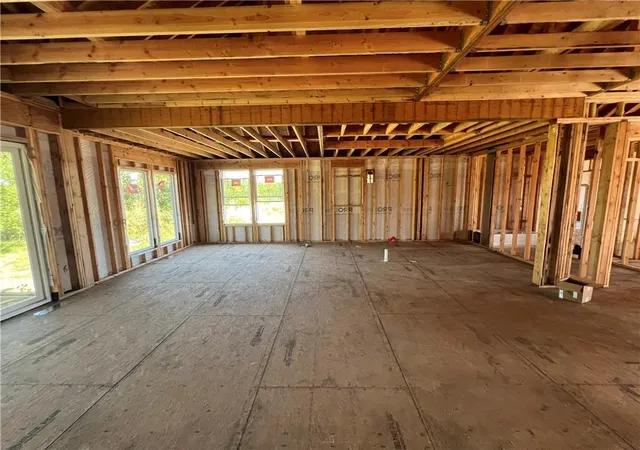 Photo 3 of Single family home for sale at 21403 Twin Oaks Pkwy, Peculiar, MO 64078 | MLS# 2640109 | Listing updated on 2026-09-04