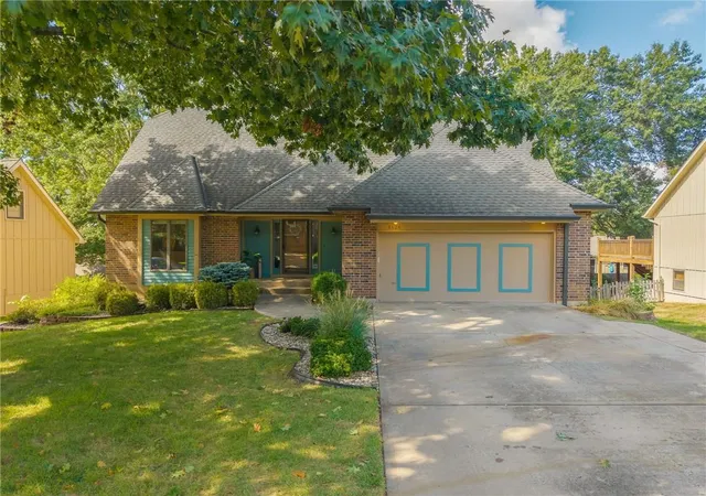 Photo 2 of Single family home for sale at 8626 Dice Ln, Lenexa, KS 66215 | MLS# 2640114 | Listing updated on 2026-09-28