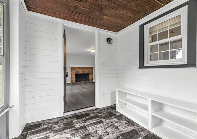 Photo 3 of Single family home for sale at 2506 Ne 46th Street, Kansas City, MO 64116 | MLS# 2640116 | Listing updated on 2026-09-16