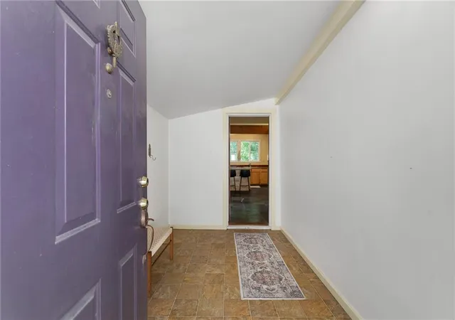 Photo 3 of Single family home for sale at 2920 Belleview Ave, Kansas City, MO 64108 | MLS# 2640117 | Listing updated on 2026-10-01