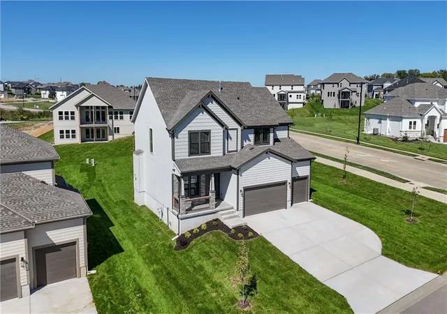 Photo 3 of Single family home for sale at 6100 Barth Rd, Shawnee, KS 66226 | MLS# 2640127 | Listing updated on 2026-10-06