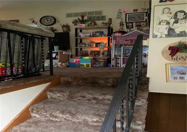 Photo 1 of House for sale at 3520 S Lynn St, Independence, MO 64055 | MLS# 2640128 | Listing updated on 2026-09-03