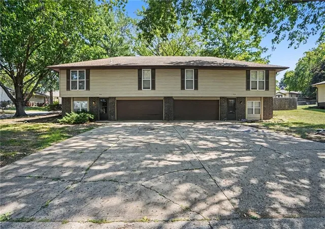 Photo 1 of Multi family home for sale at 920 922 Nw 13th Street, Blue Springs, MO 64015 | MLS# 2640133 | Listing updated on 2026-09-04