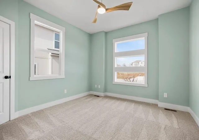 Photo 4 of Single family home for sale at 17521 Manor St, Stilwell, KS 66085 | MLS# 2640143 | Listing updated on 2026-10-18