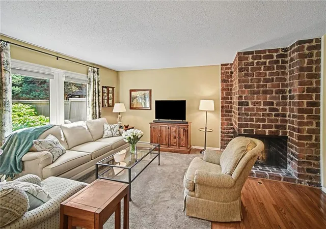 Photo 1 of Condo for sale at 10237 Foster St, Overland Park, KS 66212 | MLS# 2640166 | Listing updated on 2026-09-24