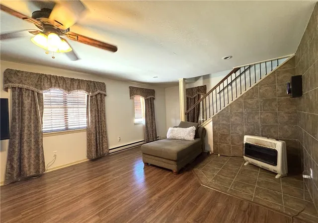 Photo 3 of Single family home for sale at 14 Beach Craft Ln, Linn Valley, KS 66040 | MLS# 2640179 | Listing updated on 2026-10-04
