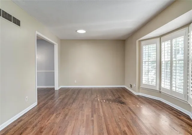 Photo 2 of Sale Pending at 9304 Switzer St, Overland Park, KS 66214 | MLS# 2640182 | Listing updated on 2026-09-08