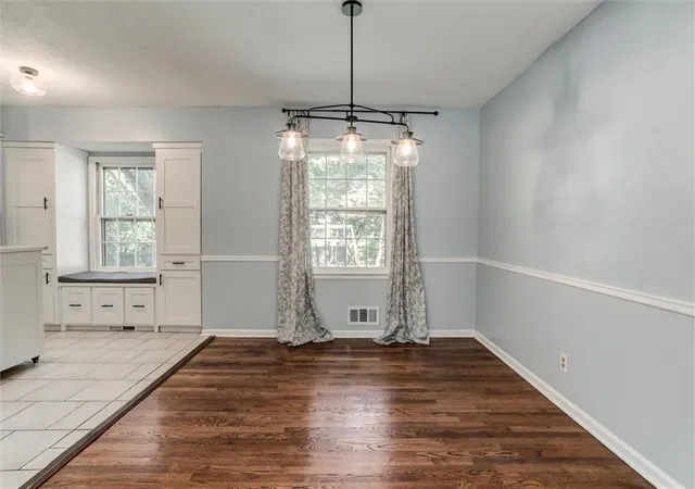 Photo 3 of Sale Pending at 9304 Switzer St, Overland Park, KS 66214 | MLS# 2640182 | Listing updated on 2026-09-08