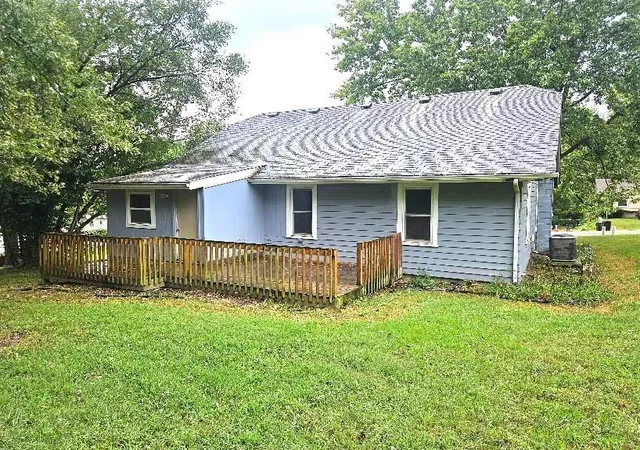 Photo 2 of Sale Pending at 603 Hill St, Richmond, MO 64085 | MLS# 2640189 | Listing updated on 2026-09-14